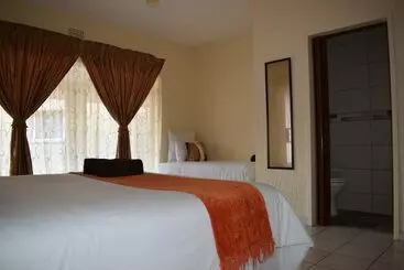 Bed & Breakfast Moye Guest House
