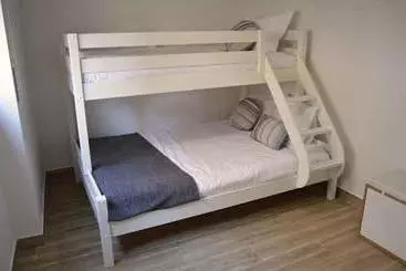 ユースホステル Alojamento Charme