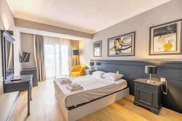 Ladonia Hotels Leo Beach Resort