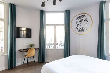 هتل Alex Maastricht