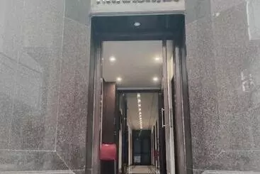 Hotel Goroomgo Namaskar Residency Amritsar