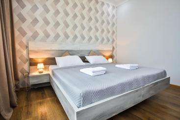 هتل Terrace Kutaisi