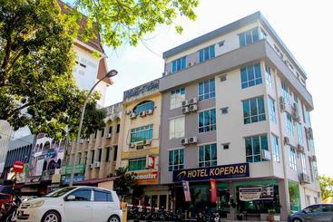 בית מלון כפרי Darulaman Alor Setar