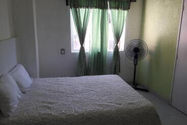 فندق Oaxaquita La Bella