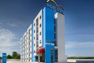 Hotel Hop Inn Surin