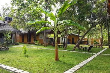 فندق Sat Nam Village