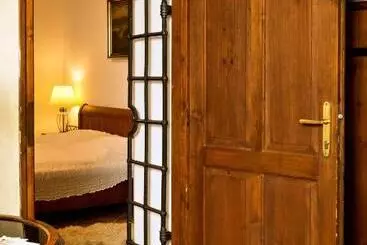 Pension Cortes