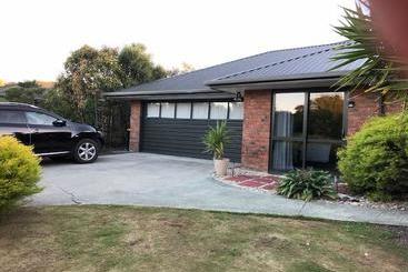 민박 Mapua Wharf Accommodation