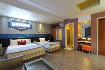 בית מלון כפרי Hera