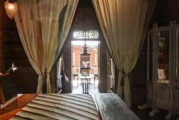 Hotel Casa Heliconia