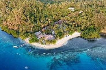 منتجع Fridays Puerto Galera