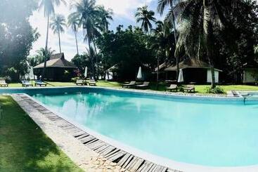 Dolarog Beach Resort