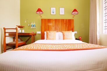 Oyo 10336 Hotel Sn Annex