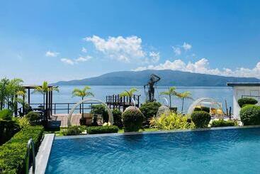 リゾートホテル Paradiso Rito Waterfront Oasis