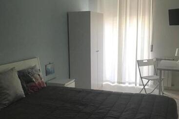 ベッドアンドブレックファースト Alex's Home