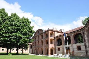 هتل Foresteria La Rubbianetta