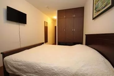 هتل Apartment Biba