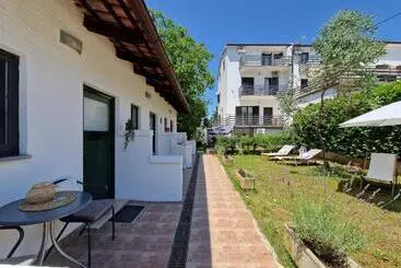 Bed and Breakfast Rooms Lav