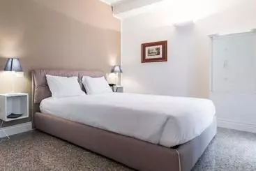 Hotelli Apartamentos Lungomare