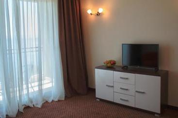 Hotelli Villa Junona