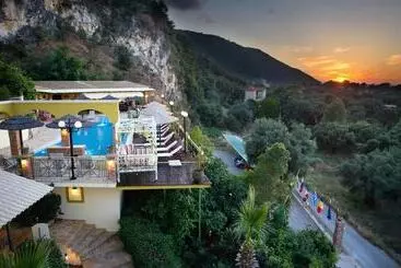 Hotel Kastro Maistro