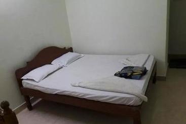 Отель Sai Ganga Puthra