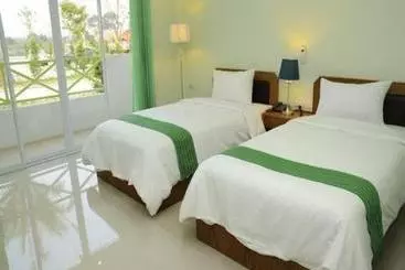 Hotell Ingmoon Riverside Resort And Spa