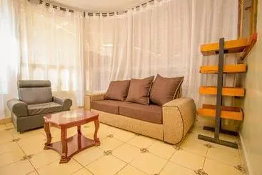 هتل Queens Park Guest House