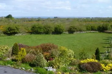 Bed and Breakfast Dolmen Lodge