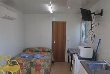 Hotel Batchelor Holiday Park