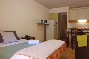 ホテル Vvf Sud Aveyron