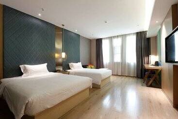 Hotel Ibis Styles Xm Zhongshan