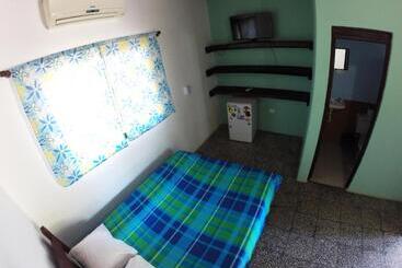 酒店 Tsunami Hostel