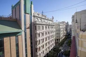 آپارتمان Atico De Lujo Plaza Ayuntamiento Pet Friendly