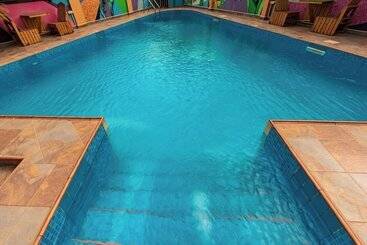 Hotel Bays Luxury Lodge