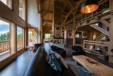 هتل Chalet Carnauba Alpine Descents