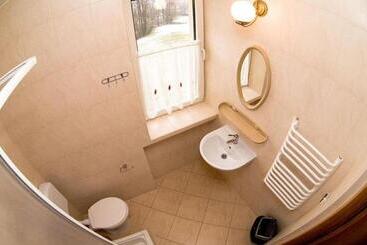 בית מלון כפרי Dom Wypoczynkowy Tulipan