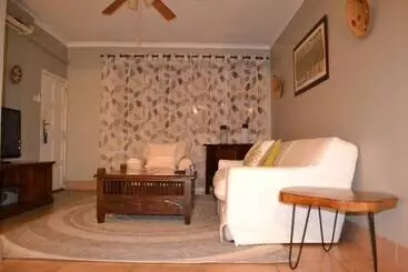 ホテル Sundown Guest House Maputo