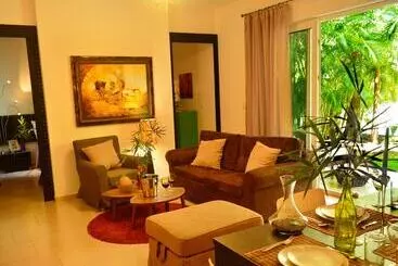 ホテル Instyle Residences At Infiniti Blu