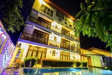 Kabalana Hotel & Villa
