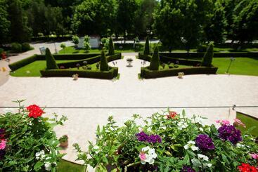 Отель Pontos Plaza