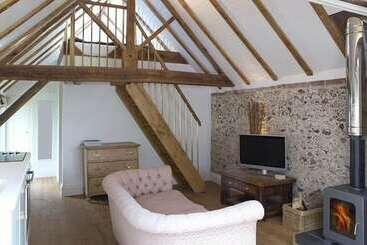 בית מלון כפרי Shepherds Barn