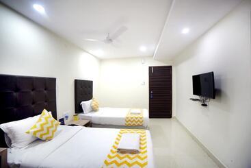 Fabhotel Pearl City Hitech City