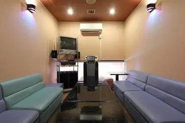 ホテル Kamihata Onsen Sawarabi