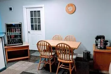 Hotel Knights Inn Thomson