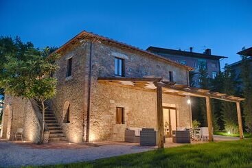 فندق Antica Quercia Villa & Spa