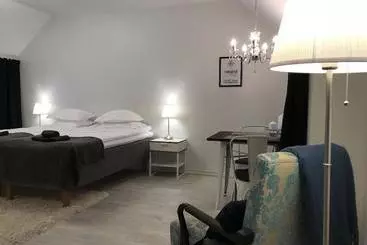Hotel Green Door Apartments