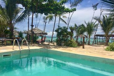 هتل Promised Land Lodge