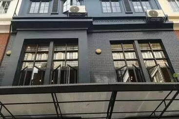 ホテル Natee Hostel