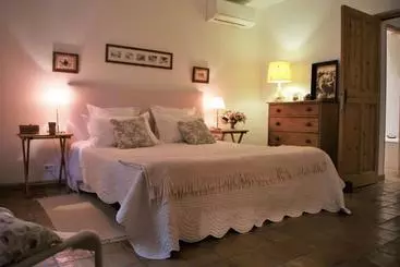 Hotel La Ferme De Gigognan